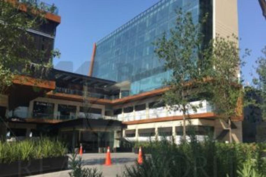 Imagen de local en renta en santa engracia, san pedro garza garcía, nuevo león