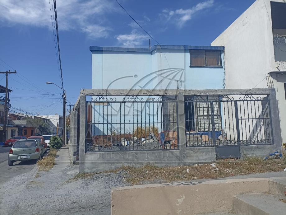 Imagen de casa en venta en mártires de cananea, santa catarina, nuevo león