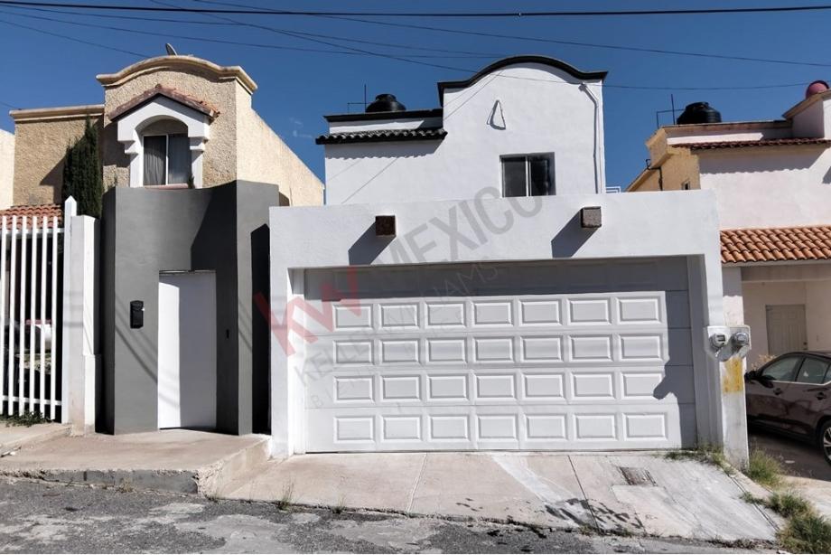 Imagen de casa en venta en fraccionamiento quinta versalles, chihuahua, chihuahua
