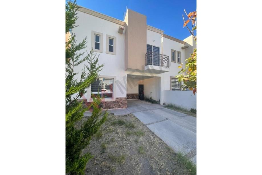 Imagen de casa en renta en fraccionamiento valle de san pedro, chihuahua, chihuahua