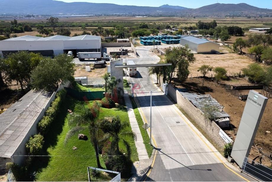 Imagen de local en venta en santa cruz de la loma, tlajomulco de zúñiga, jalisco