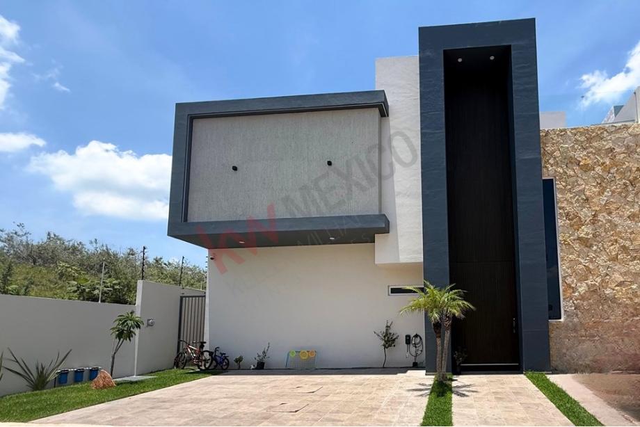 Imagen de casa en venta en fraccionamiento el alcázar (casa fuerte), tlajomulco de zúñiga, jalisco