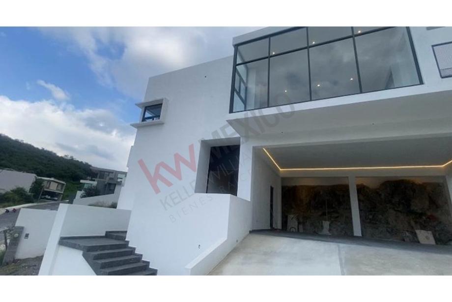 Imagen de casa en venta en carolco, monterrey, nuevo león