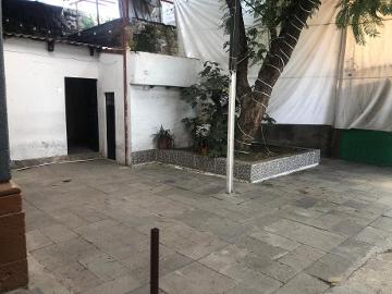 CASA EN AMPLIO TERRENO, EN ALVARO OBREGON