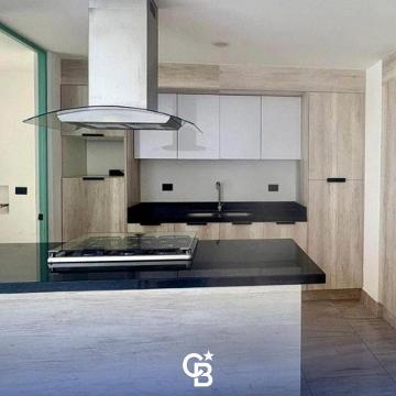 Casa en condominio , Aguascalientes
Colonia Buenavista, Aguascalientes, Aguascalientes, México
---
## Principales puntos de interés en un radio de 2 km
### Escuelas
- Colegio Cristóbal Colón
- Colegio Bosques
### Universidades
- Universidad del Valle de México (Campus Aguascalientes)
- Universidad Cuauhtémoc
### Hospitales y clínicas
- Hospital General de Zona No. 1 IMSS
- Hospital Hidalgo
### Centros comerciales
- Velaria Mall
- Plaza Universidad
### Restaurantes
- Las Costillas de Sancho