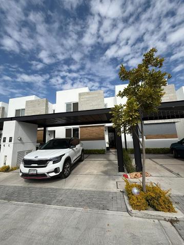 Casa en renta amueblada, en Residencial Váltica, en Aguascalientes.