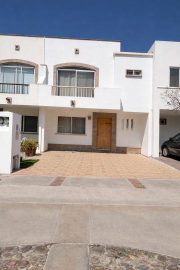 Casa Amueblada en Renta en La Enramada | Norte de Aguascalientes | Ideal Ejecutivos (3 Recámaras, 2.5 Baños)