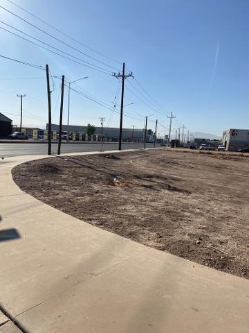 TERRENO EN RENTA SOBRE BLVD. LAZARO CARDENAS EN COLONIA HUERTAS DE LA PROGRESO - (34)