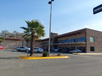Local planta baja en Plaza Cristalinas, Carretera Nacional Santiago Nuevo León - (34)