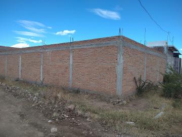Terreno en venta completamente bardeado - (34)
