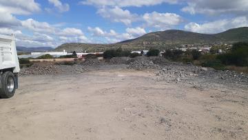 Terreno industrial o comercial en zona aledaña Polígono Industrial de Santa Rosa - (34)
