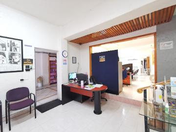 CASA 474m2 / 4 AUTOS / ADAPTADA COMO OFICINA - (34)