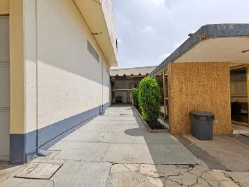 BODEGA Y OFICINAS DE 3,755m2 / COLONIA EL MANTO - (34)
