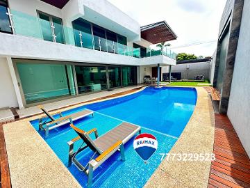 Venta de casa en Acapatzingo, Cuernavaca, Morelos...Clave 4403 - (34)