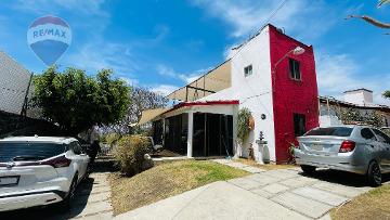 Venta de casa en el Fracc. Brisas, Temixco, Morelos...Clave 4871 - (34)