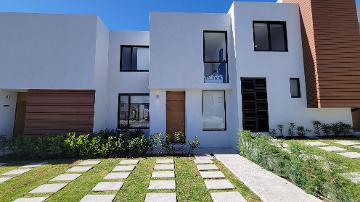 Casa en VENTA en Condominio en Altos Juriquilla, Querétaro. - (34)