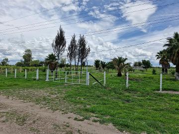 Terreno en venta en Carretera al Mezquital - (34)