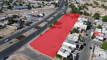 SE RENTA TERRENO COMERCIAL - (34)