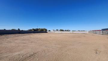 EN RENTA terreno comercial en Carretera Aeropuerto. - (34)