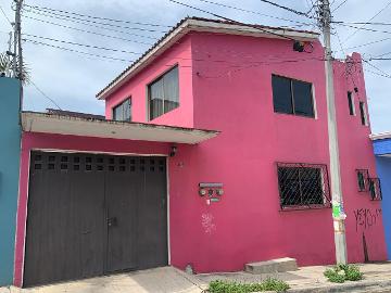 Casa en venta en Oaxaca: Dos viviendas independientes para profesionales y familias - (34)