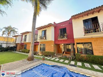 Venta de casa en condominio, Recursos Hidráulicos, Cuernavaca, Morelos...Clave 5404 - (34)