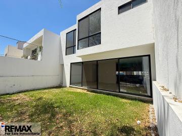 Venta de casa nueva en Fraccionamiento, Jiutepec, Morelos...Clave 5543 - (34)