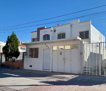 Casa en renta al norte de la ciudad - (34)
