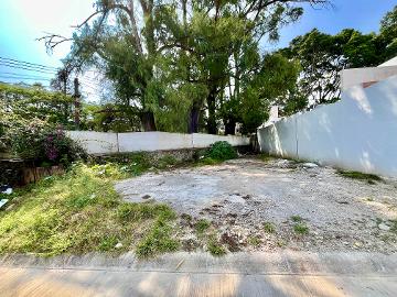 Venta de terreno el Lomas de Atzingo, Cuernavaca, Morelos...Clave 5928 - (34)