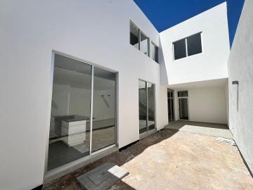 CASA EN RENTA NUEVA EN LORETTA UNO - (34)