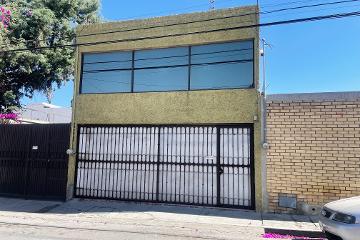 Local - Comercial en Renta - 34