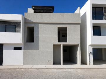 Casa en Venta "PRIVADA GARDENIAS" - (34)