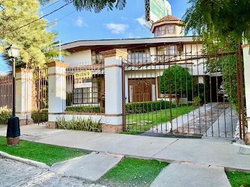 Casa en renta en el Campestre - (34)