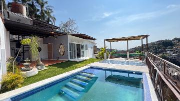 Venta de casa en el Fracc. Club de Golf, Cuernavaca, Morelos...Clave 6048 - (34)