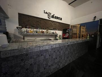 LOCAL COMERCIAL EN RENTA - (34)