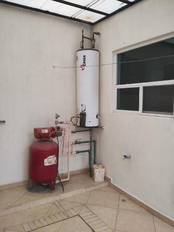 CASA EN RENTA LA PLAZUELA, AL NORPONIENTE - (34)
