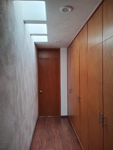 CASA EN RENTA LA PLAZUELA, AL NORPONIENTE - (34)