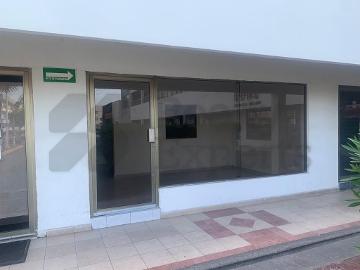 LOCAL EN RENTA EN PLAZA COMERCIAL LA ALIANZA, AV. MIGUEL ALEMAN, APODACA N.L., ZONA APODACA Local en