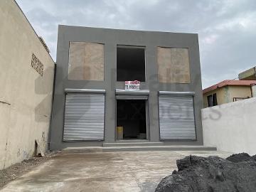 Local Comercial en Venta en la Calle Hilario Martinez Col. Roma Para cualquier tipo de giro de Produ