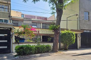 Casa con Cuatro Recámaras en Jardín Balbuena