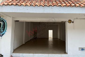 ¡Renta de Local Comercial con excelente ubicación en el Centro!