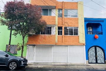 Departamento céntrico y acogedor en la Guadalupe Tepeyac... ¡A pasos de todo lo que necesitas!