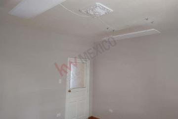 ¡Renta! Despacho Ideal Para Consultorio 15 m²