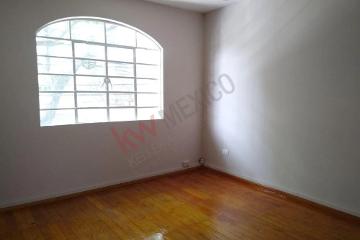 ¡Renta! Despacho Ideal Para Consultorio 15 m²
