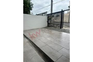 Nuevo y Moderna oficina discreta en Renta, en Colonia Guadalupe,