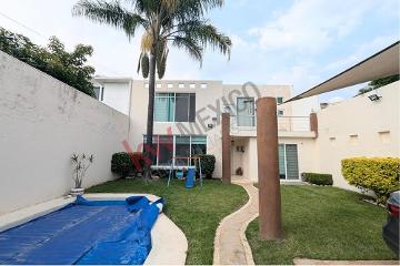 Vive con Estilo: Casa de Lujo en Cuernavaca con Amenidades