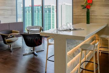 Oficinas en renta Torre Reforma Latino, Paseo de la Reforma, CDMX. Espacios equipados y con amenidades.