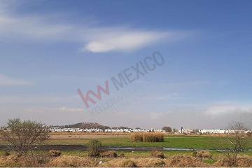 Venta de terreno con uso de suelo mixto ideal para desarrolladores e Inversionistas. Estado de Mexico, Calimaya, Coatipac, Valle del Nevado